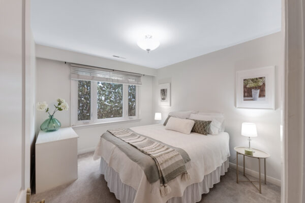 18-Flaremore-Crescent-Toronto-Web-Salisbury-40