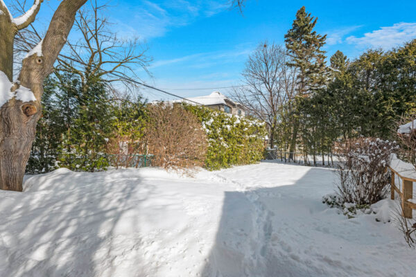 18-Flaremore-Crescent-Toronto-Web-Salisbury-50