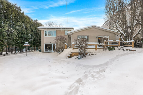 18-Flaremore-Crescent-Toronto-Web-Salisbury-53