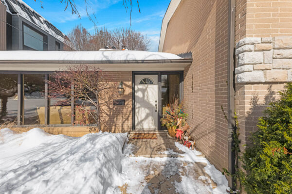 18-Flaremore-Crescent-Toronto-Web-Salisbury-9