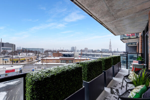 25-Malcolm-Road-#402-Toronto-Web-Salisbury-35