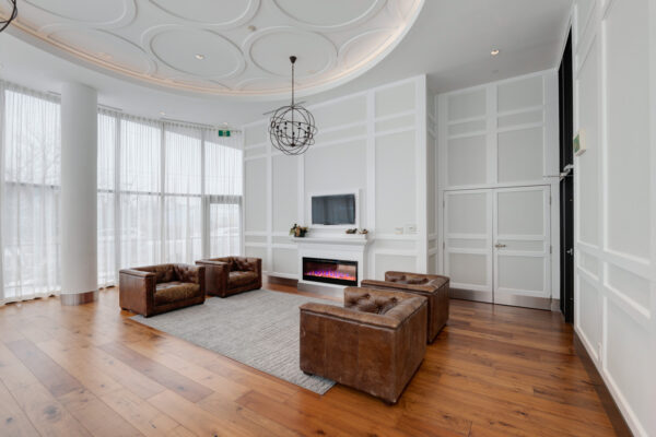 25-Malcolm-Road-#402-Toronto-Web-Salisbury-41