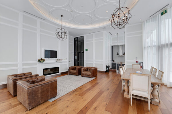 25-Malcolm-Road-#402-Toronto-Web-Salisbury-42