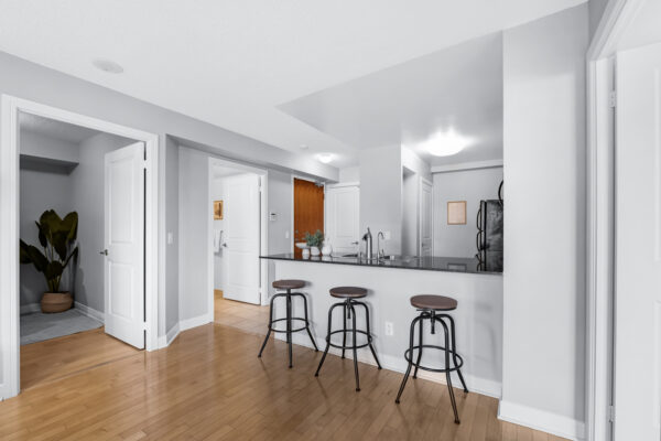 31-Bales-Avenue-#501-Toronto-Web-Salisbury-19