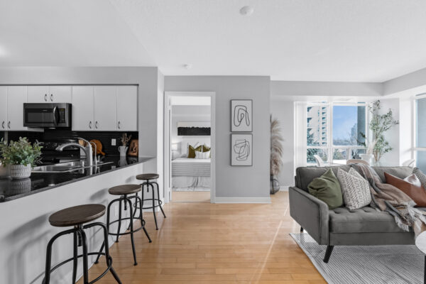 31-Bales-Avenue-#501-Toronto-Web-Salisbury-27