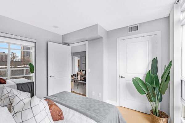31-Bales-Avenue-#501-Toronto-Web-Salisbury-33