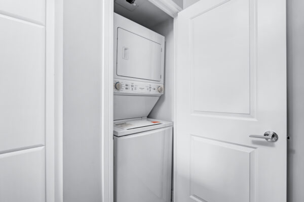 31-Bales-Avenue-#501-Toronto-Web-Salisbury-38