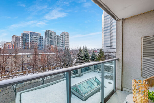 31-Bales-Avenue-#501-Toronto-Web-Salisbury-43