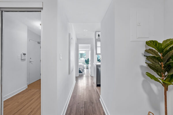 397-Front-Street-West-#3710-Toronto-Web-Salisbury-11