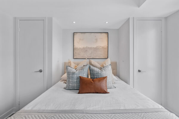 397-Front-Street-West-#3710-Toronto-Web-Salisbury-29