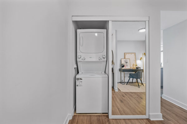 397-Front-Street-West-#3710-Toronto-Web-Salisbury-33
