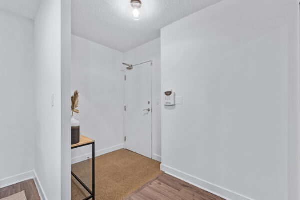397-Front-Street-West-#3710-Toronto-Web-Salisbury-6
