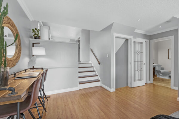 683-West-Shore-Boulevard-Pickering-Web-Salisbury-36