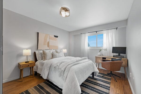 683-West-Shore-Boulevard-Pickering-Web-Salisbury-44