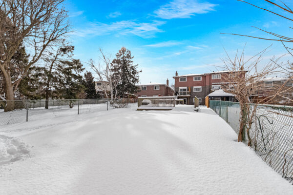 683-West-Shore-Boulevard-Pickering-Web-Salisbury-64
