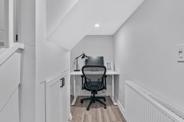 78-Branstone-Road-Toronto-Web-Salisbury-51