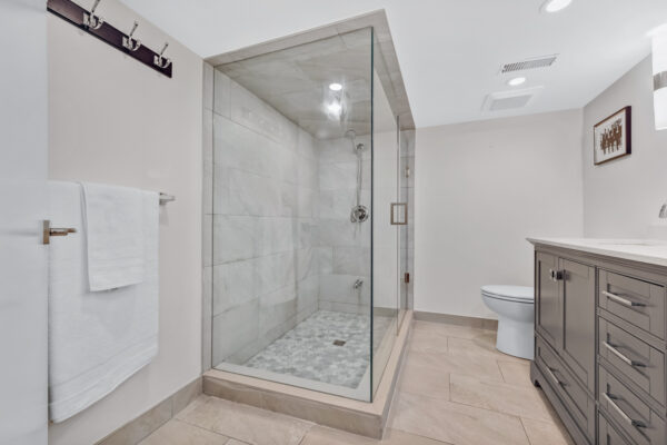 101-Chandos-Avenue-Toronto-Web-Salisbury-48