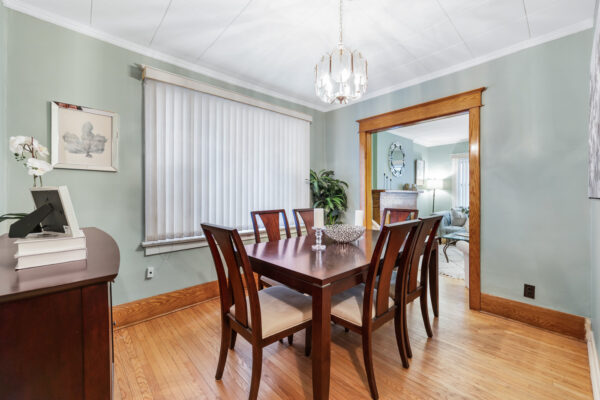 11-Lamb-Avenue-Toronto-Web-Salisbury-19