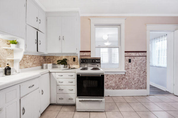 11-Lamb-Avenue-Toronto-Web-Salisbury-24