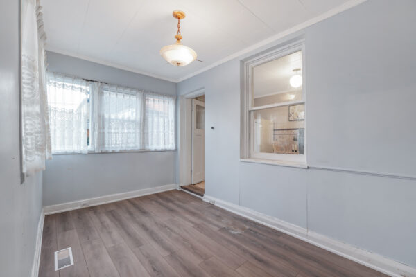 11-Lamb-Avenue-Toronto-Web-Salisbury-28