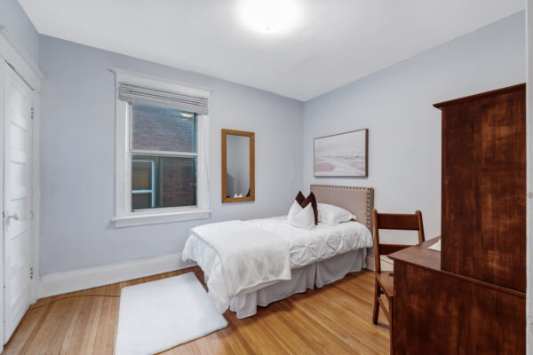 11-Lamb-Avenue-Toronto-Web-Salisbury-41