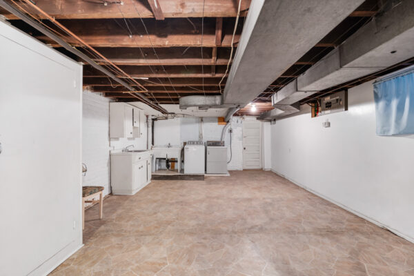 11-Lamb-Avenue-Toronto-Web-Salisbury-44