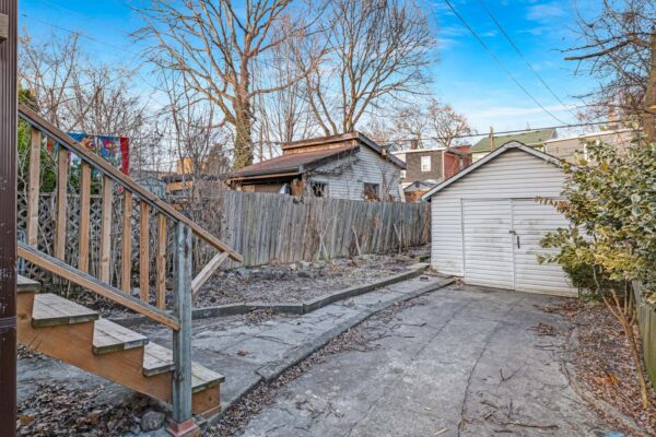 11-Lamb-Avenue-Toronto-Web-Salisbury-49