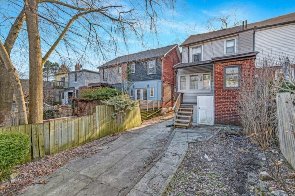 11-Lamb-Avenue-Toronto-Web-Salisbury-53