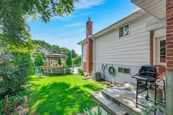 114-Vanzant-Crescent-Stouffville-Web-Salisbury-14