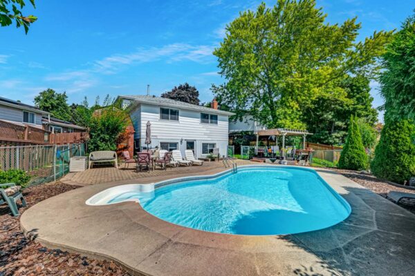 114-Vanzant-Crescent-Stouffville-Web-Salisbury-22