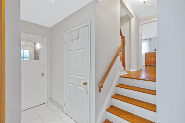 114-Vanzant-Crescent-Stouffville-Web-Salisbury-23