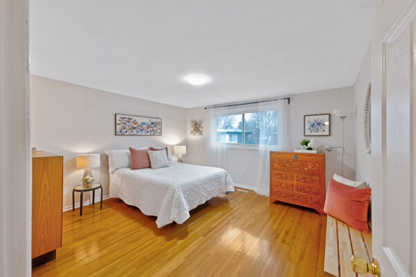 114-Vanzant-Crescent-Stouffville-Web-Salisbury-25