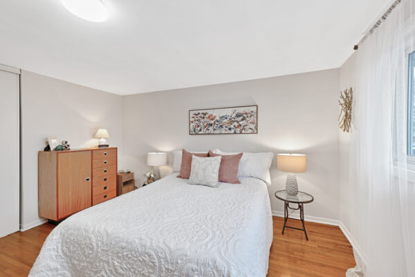 114-Vanzant-Crescent-Stouffville-Web-Salisbury-26