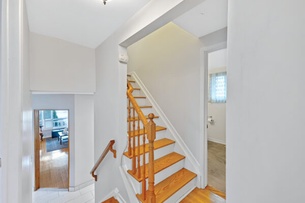 114-Vanzant-Crescent-Stouffville-Web-Salisbury-33