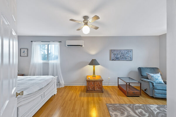 114-Vanzant-Crescent-Stouffville-Web-Salisbury-35