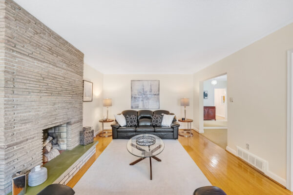 12-Feldbar-Court-Toronto-Web-Salisbury-16