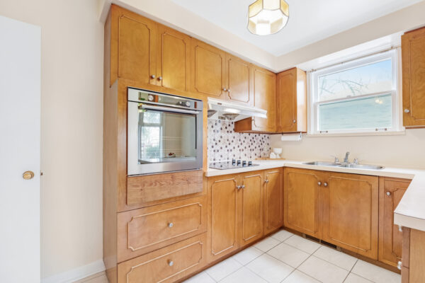12-Feldbar-Court-Toronto-Web-Salisbury-21