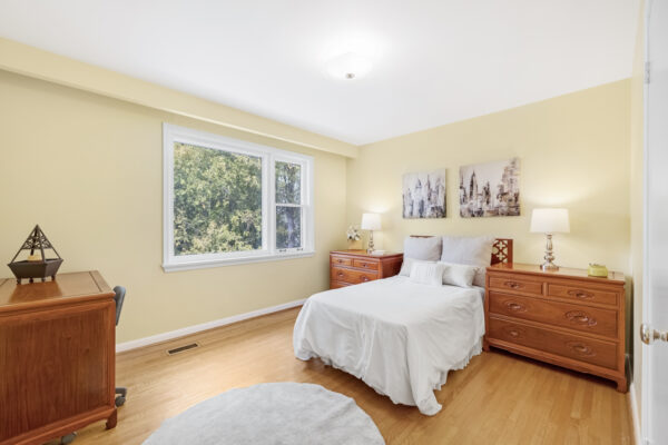 12-Feldbar-Court-Toronto-Web-Salisbury-39