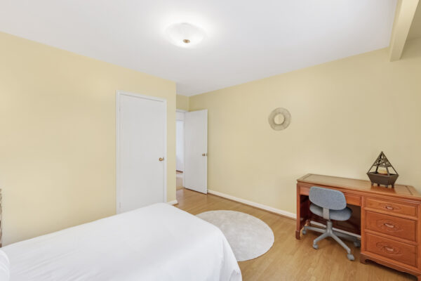 12-Feldbar-Court-Toronto-Web-Salisbury-40
