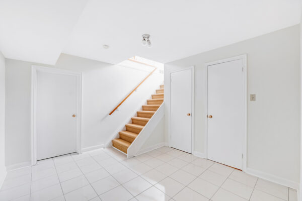 12-Feldbar-Court-Toronto-Web-Salisbury-48