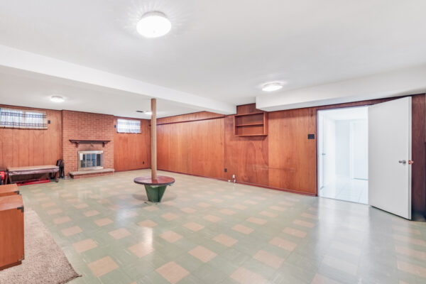 12-Feldbar-Court-Toronto-Web-Salisbury-51