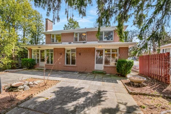 12-Feldbar-Court-Toronto-Web-Salisbury-57