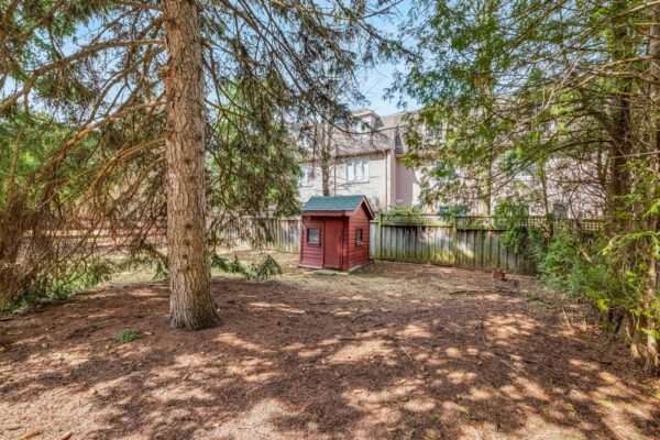 12-Feldbar-Court-Toronto-Web-Salisbury-64