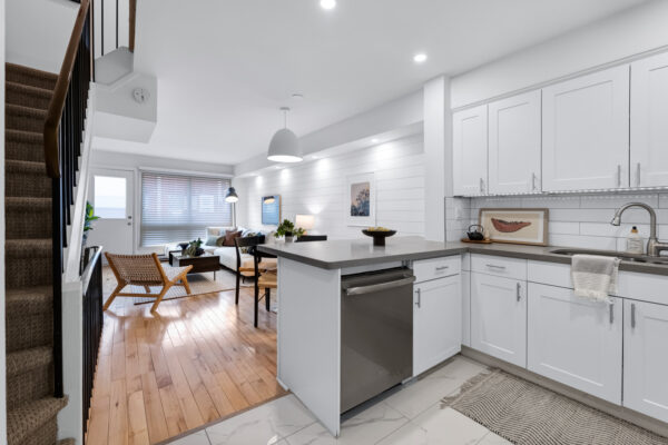 1209-Queen-Street-East-Toronto-Web-Salisbury-13