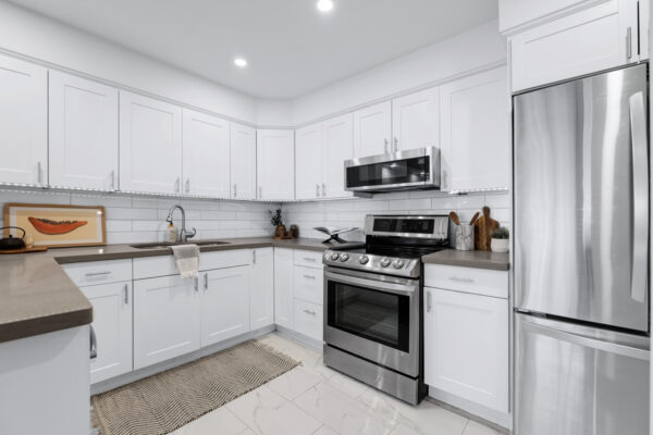 1209-Queen-Street-East-Toronto-Web-Salisbury-14