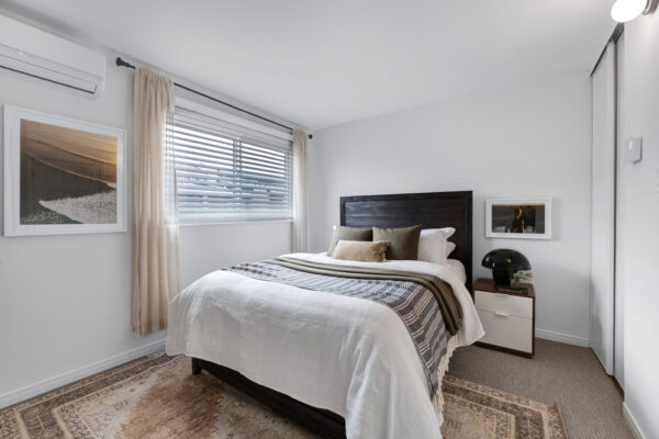 1209-Queen-Street-East-Toronto-Web-Salisbury-19