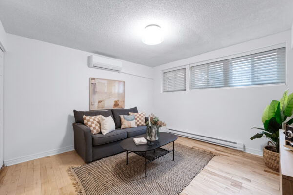 1209-Queen-Street-East-Toronto-Web-Salisbury-32