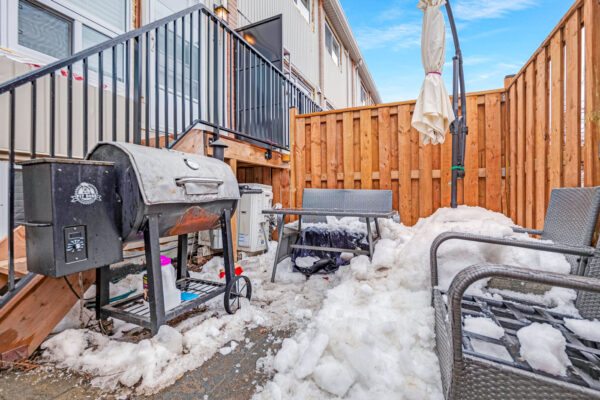 1209-Queen-Street-East-Toronto-Web-Salisbury-38