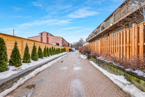 1209-Queen-Street-East-Toronto-Web-Salisbury-4
