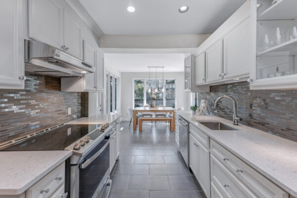 1350-Milton-Avenue-Mississauga-Web-Salisbury-20